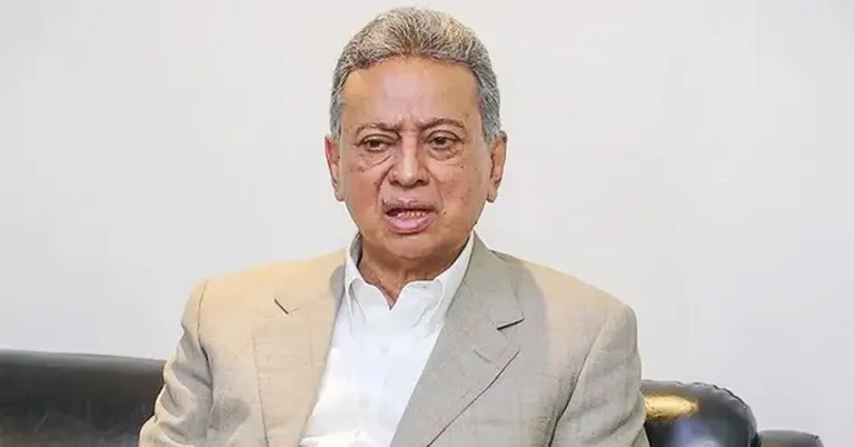 অর্থমন্ত্রী আমির খসরু মাহমুদ চৌধুরী